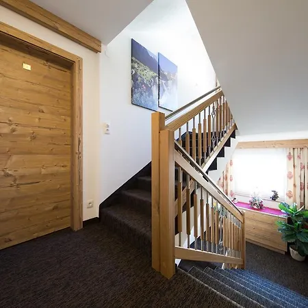 Gaestehaus Falkner Ignaz Lägenhet *